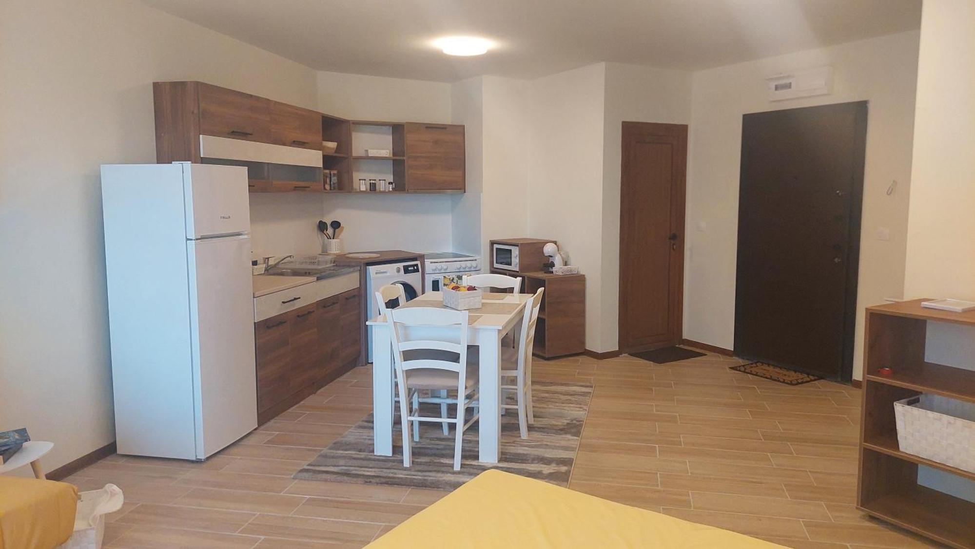 Krimski Apartment - Free Private Parking Варна Экстерьер фото