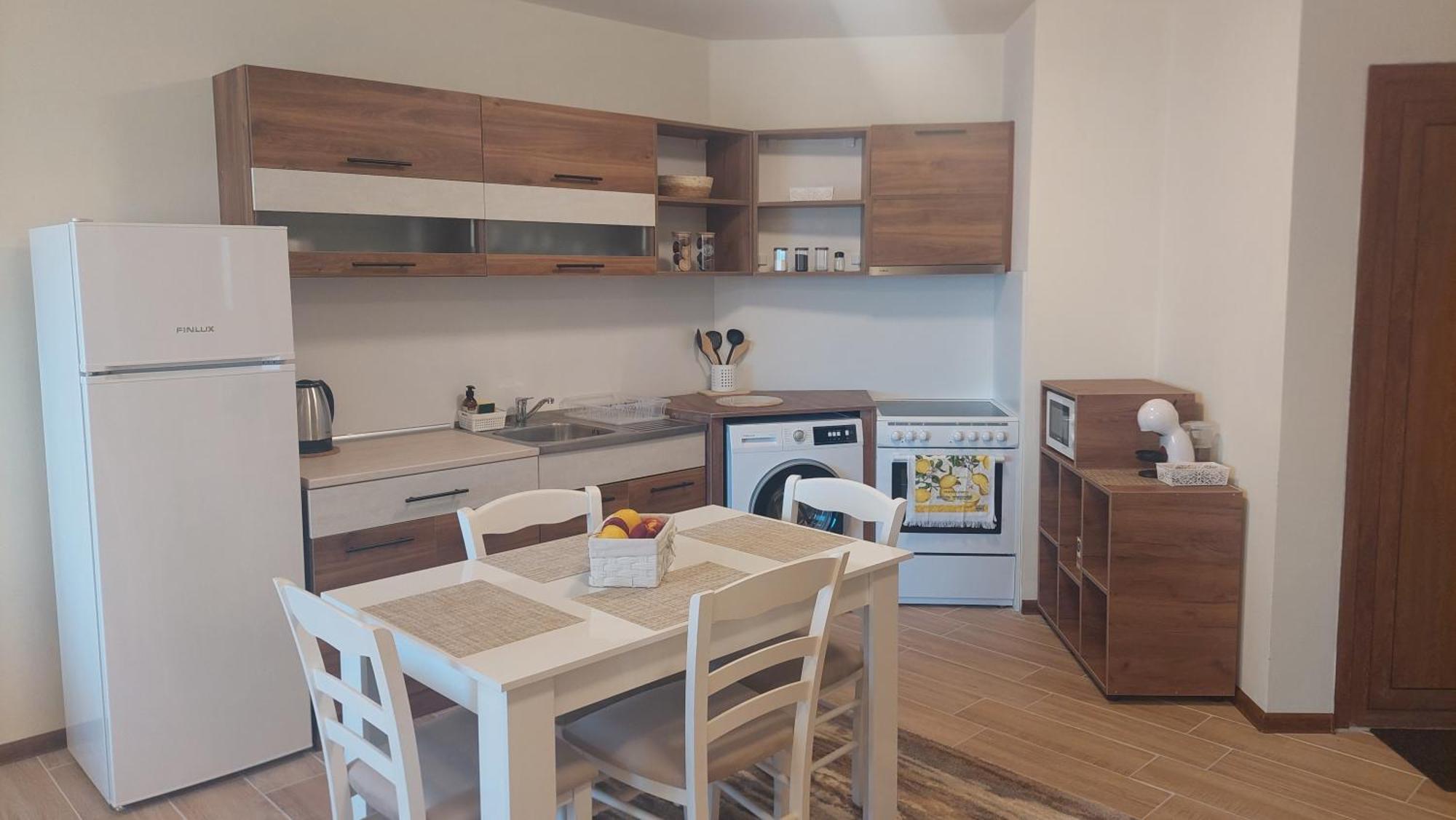 Krimski Apartment - Free Private Parking Варна Экстерьер фото