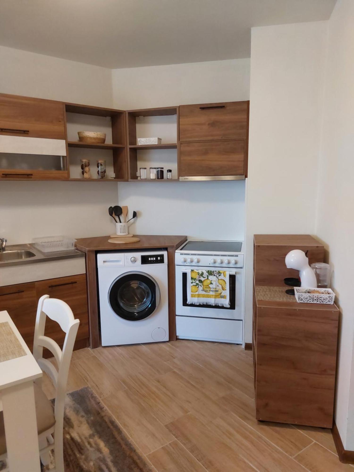 Krimski Apartment - Free Private Parking Варна Экстерьер фото