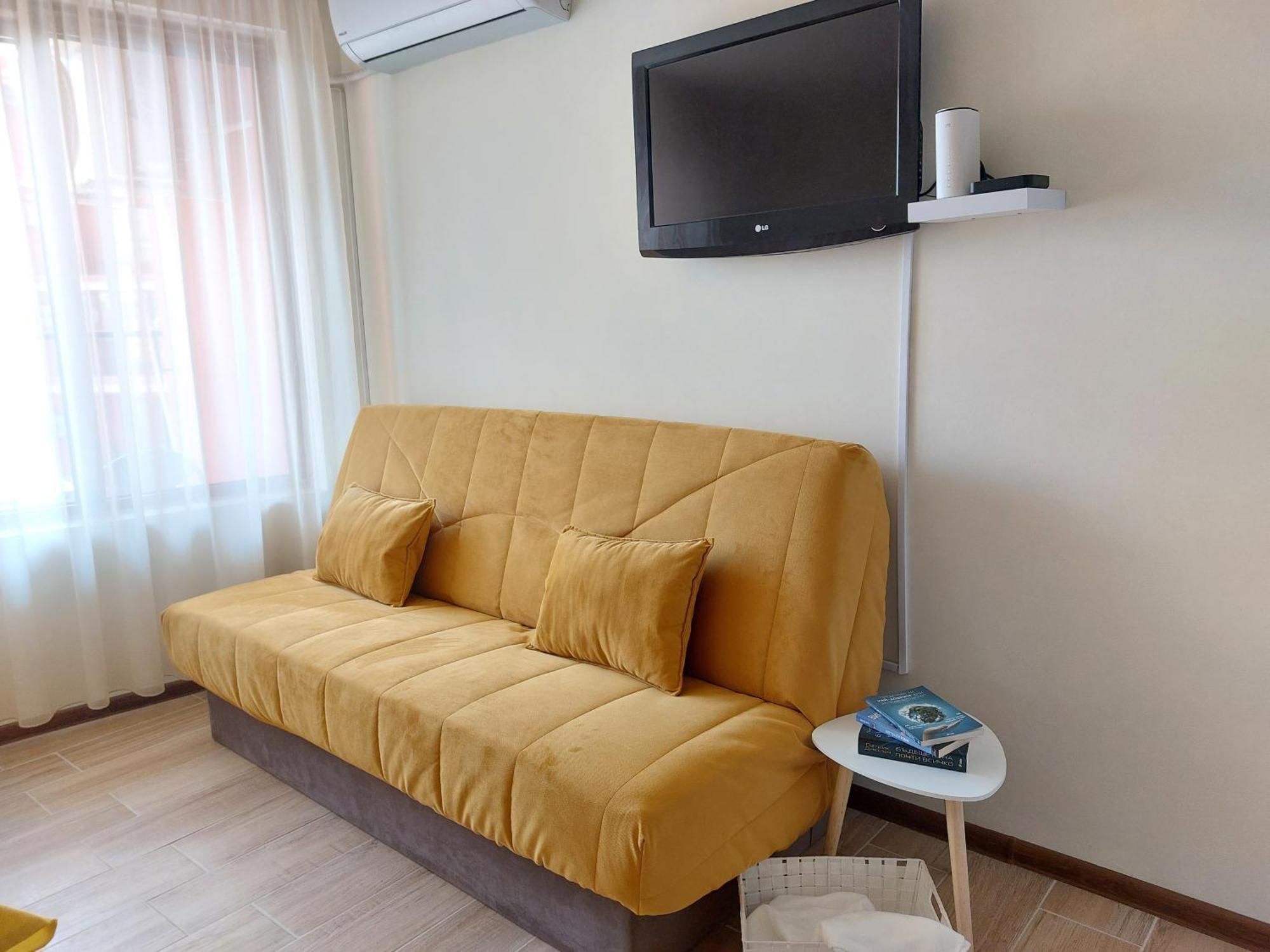 Krimski Apartment - Free Private Parking Варна Экстерьер фото